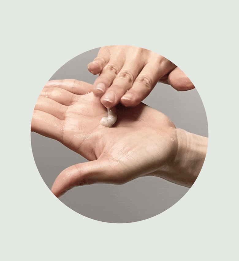 Anua Heartleaf Quercetinol Pore Deep Cleansing Foam gif